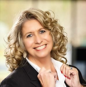 Meet your Posher, Rene